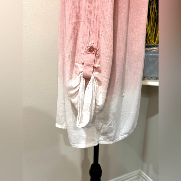 Bandolino Ombré Pink and White Smocked Bib Collar Blouse size Medium - Picture 3 of 8